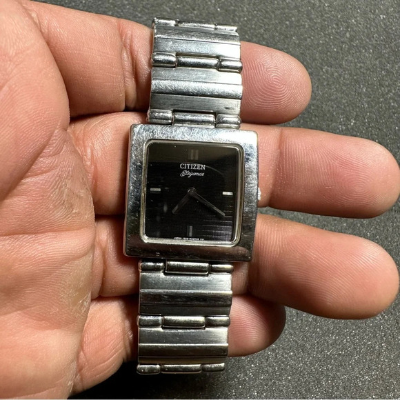 Citizen Elegance Signature Ladies Quartz Watch Squared Silver Tone Working - Picture 1 of 9